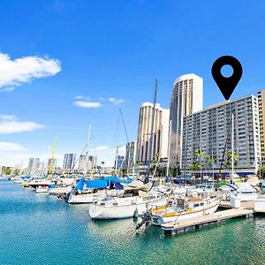 Waikiki Ilikai Marina
